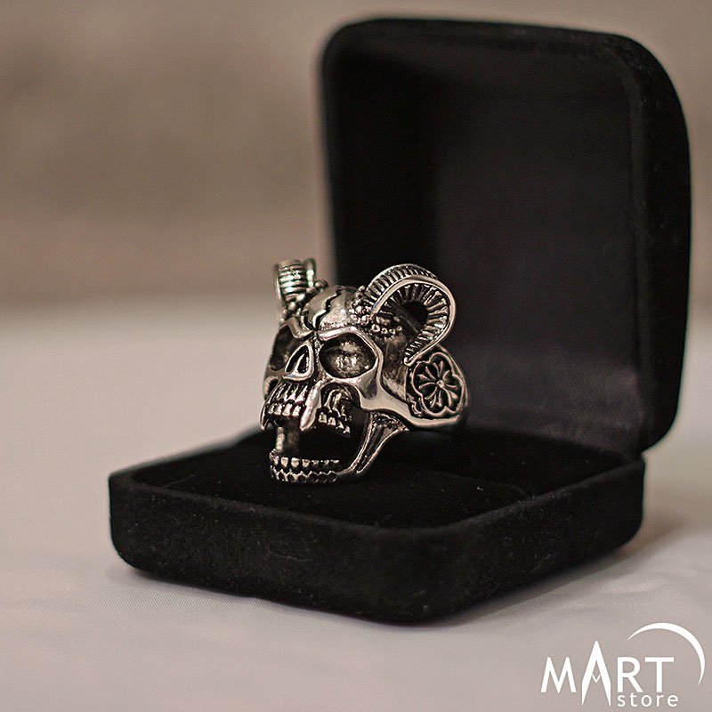 Silver Gothic Skull Ring - Biker Skull Ring
